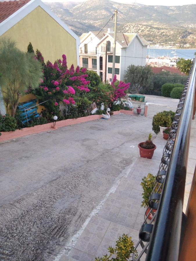 Elenh House Apartman Argosztóli Kültér fotó